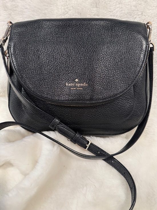 kate spade Handbags - Kate Spade New York Black Pebbled Leather Crossbody Bag